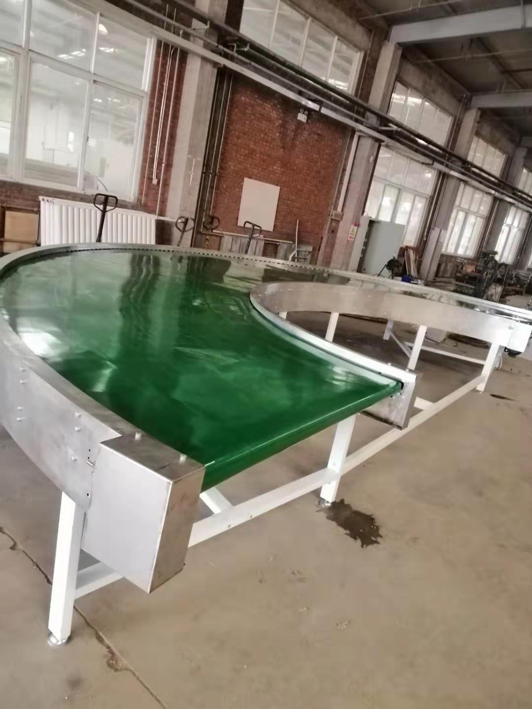 180°轉(zhuǎn)彎皮帶機(jī)